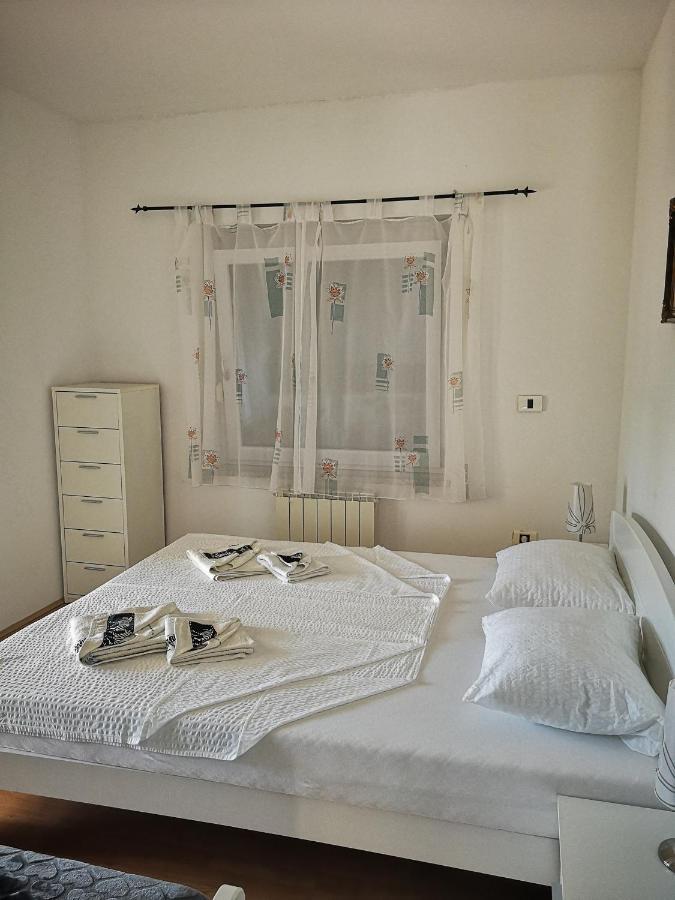 Apartma Ceh Gabrovica pri Črnem Kalu Exterior photo